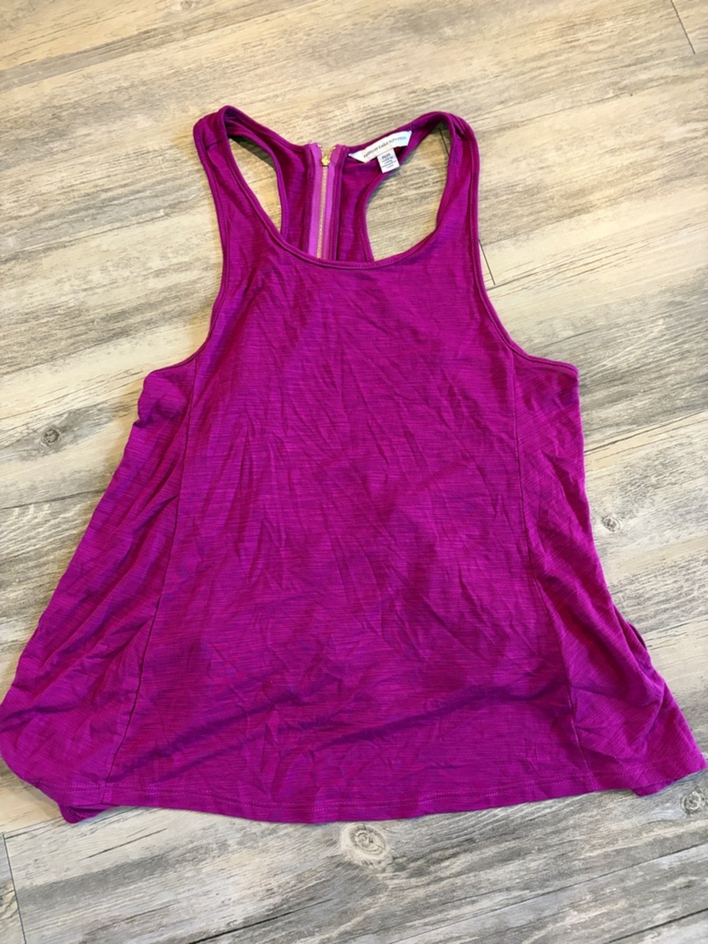 American Eagle Outfitters Magenta Racerback Tank
